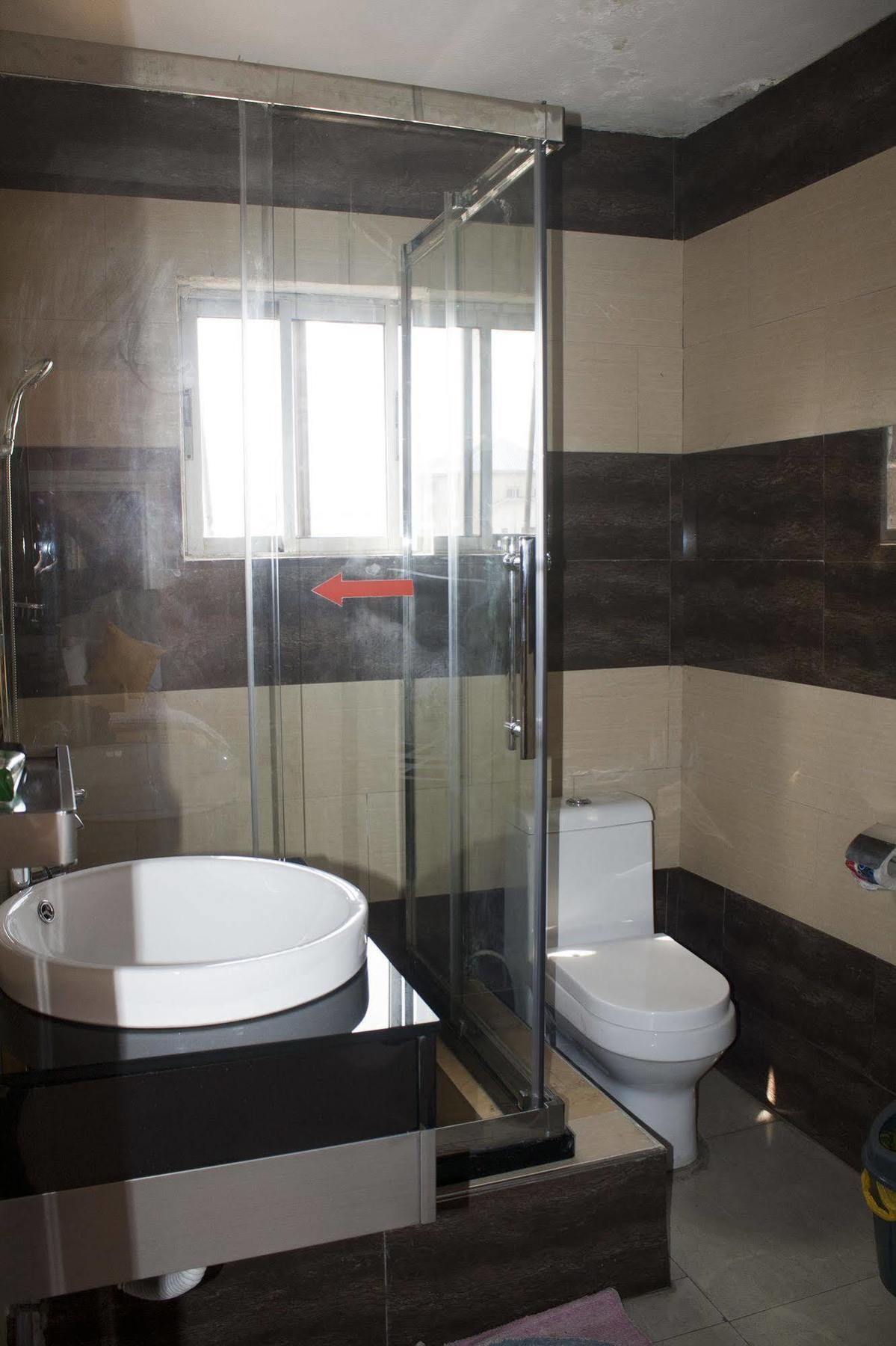 Niagara Hotel Accra Buitenkant foto